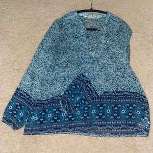 Hollister get Blue Floral Sheer Long Sleeve